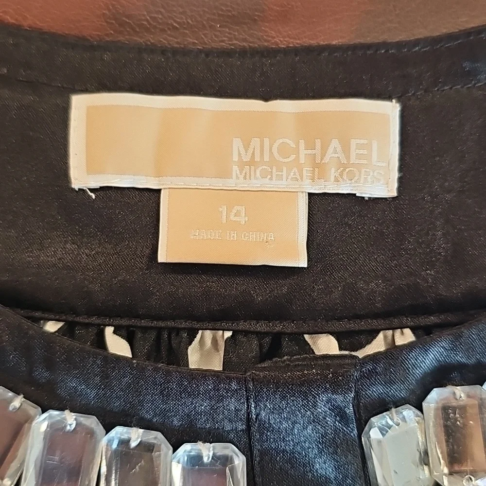 M Michael KORS Business Casual No Sleeve Black White Silver Embelished Top Sz 14 - Picture 4 of 5